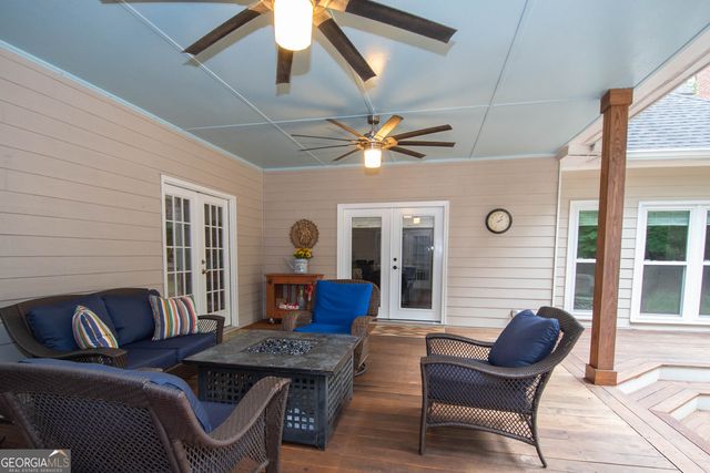 125 County Down, Fayetteville, GA 30215