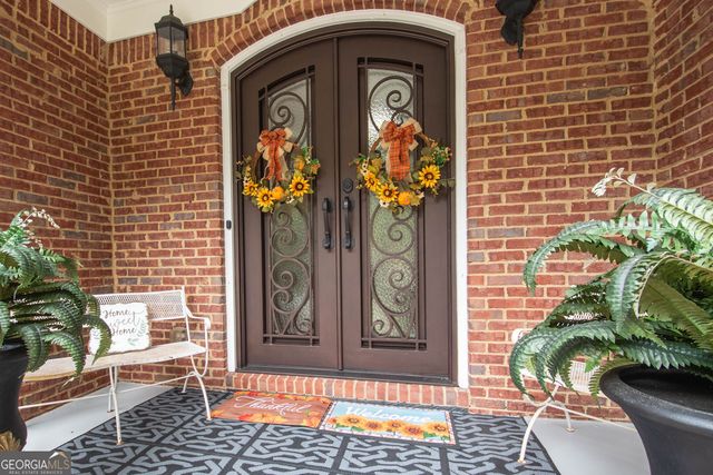 125 County Down, Fayetteville, GA 30215