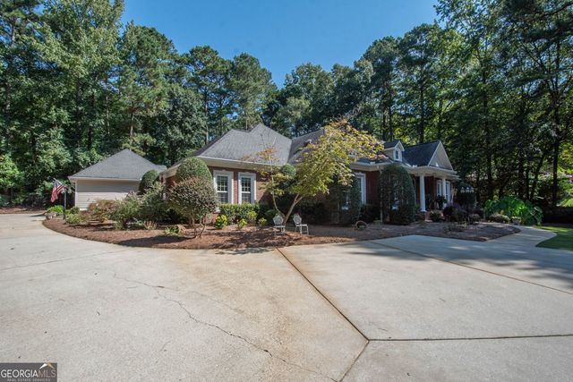 125 County Down, Fayetteville, GA 30215