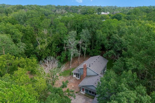 15432 Highwood Drive, Minnetonka, MN 55345