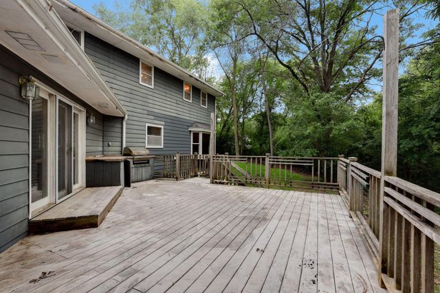 15432 Highwood Drive, Minnetonka, MN 55345
