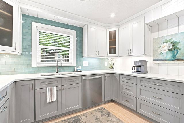 1400 TARPON WOODS BOULEVARD A1, Palm Harbor, FL 34685