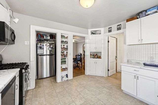 308 S Brooks Street, Madison, WI 53715
