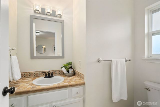 38389 NE Vista Key Drive, Hansville, WA 98340