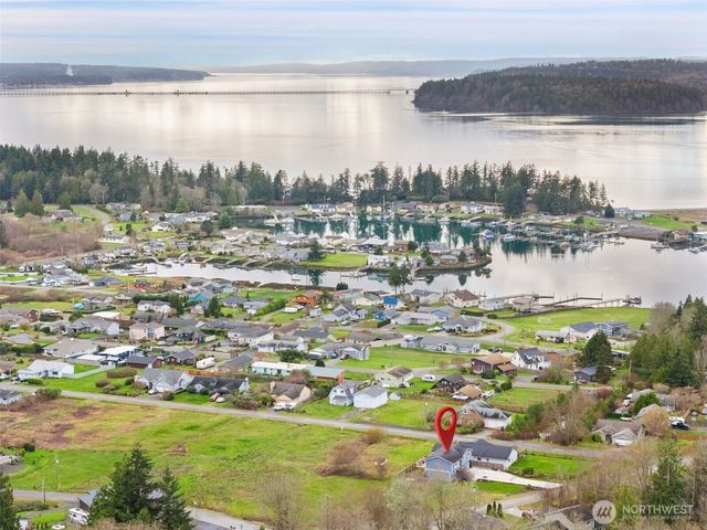 38389 NE Vista Key Drive, Hansville, WA 98340