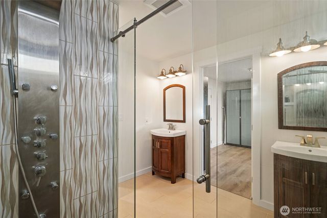 38389 NE Vista Key Drive, Hansville, WA 98340