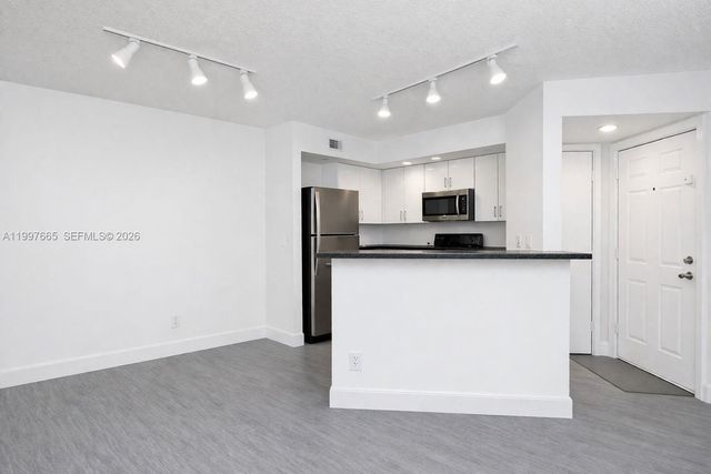 12620 Vista Isles Dr 1027, Sunrise, FL 33325