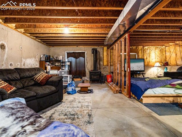 734 S Legend Lane, Pueblo, CO 81007