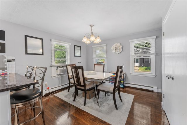 21 Bailey Street, East Providence, RI 02916