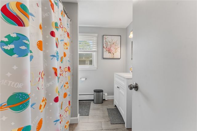 21 Bailey Street, East Providence, RI 02916
