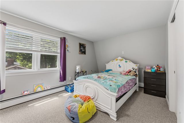 21 Bailey Street, East Providence, RI 02916