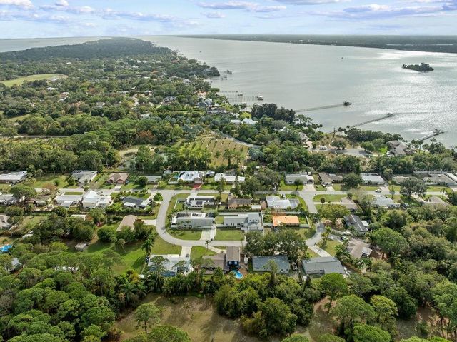 350 BRENTWOOD COURT, Merritt Island, FL 32952