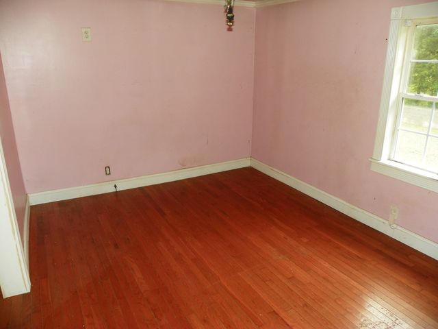 311 Officer Dr, Sparta, TN 38583