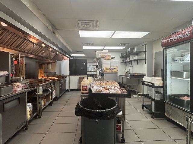 112 E 71st Street, Chicago, IL 60619