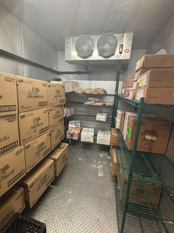 112 E 71st Street, Chicago, IL 60619