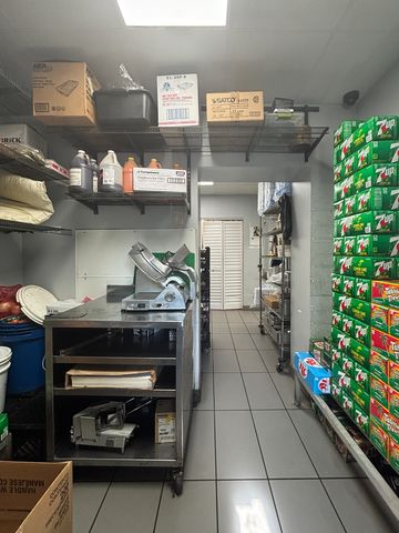 112 E 71st Street, Chicago, IL 60619