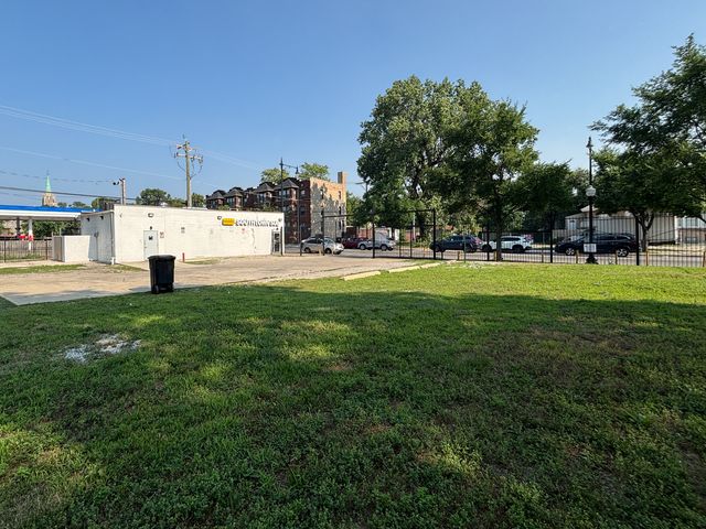 112 E 71st Street, Chicago, IL 60619