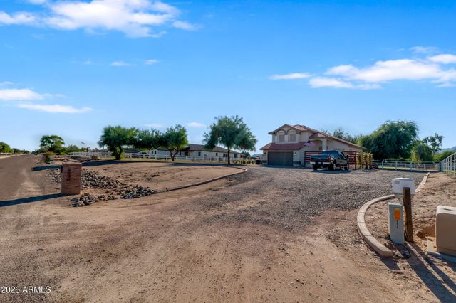 6690 N 183RD Avenue, Waddell, AZ 85355