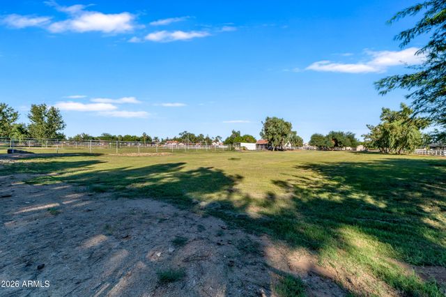 6690 N 183RD Avenue, Waddell, AZ 85355