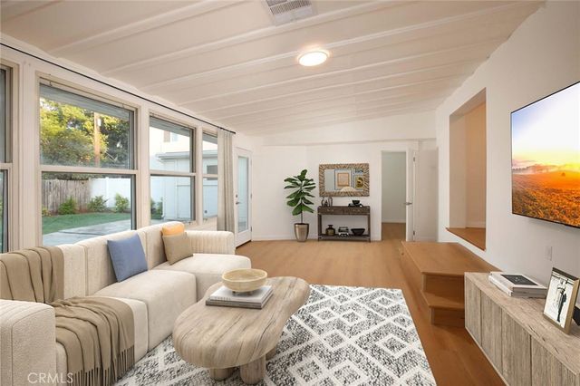 2104 N Pass, Burbank, CA 91505