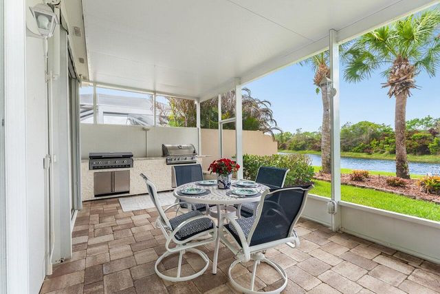 8338 SE Angelina Court, Hobe Sound, FL 33455