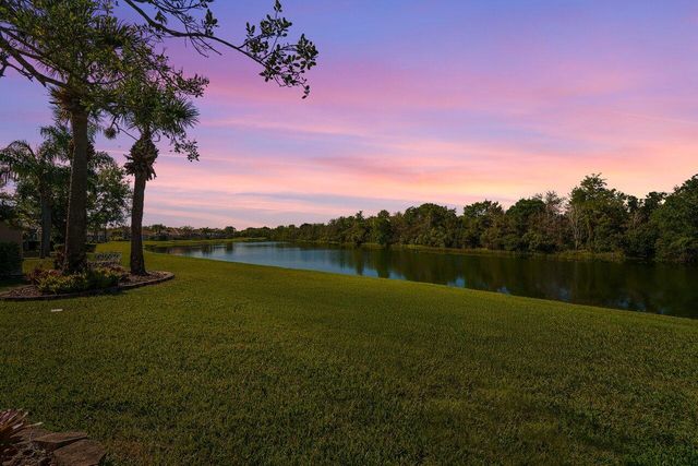 8338 SE Angelina Court, Hobe Sound, FL 33455