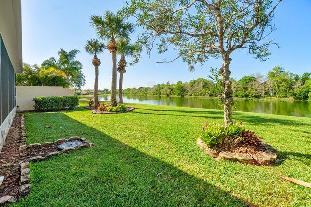 8338 SE Angelina Court, Hobe Sound, FL 33455