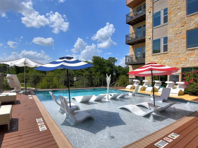 1900 Barton Springs RD 5031, Austin, TX 78704