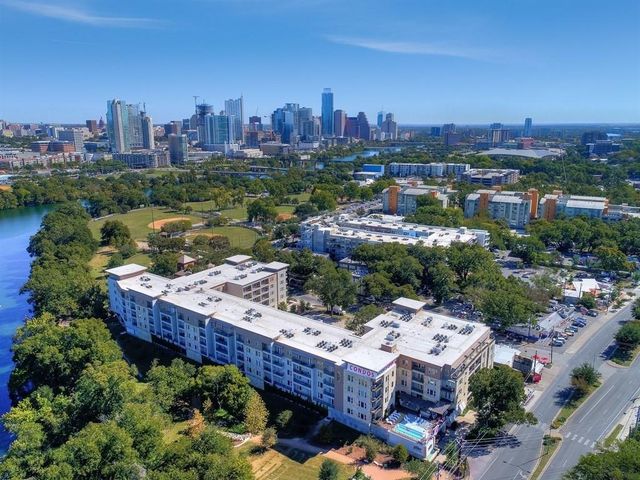 1900 Barton Springs RD 5031, Austin, TX 78704