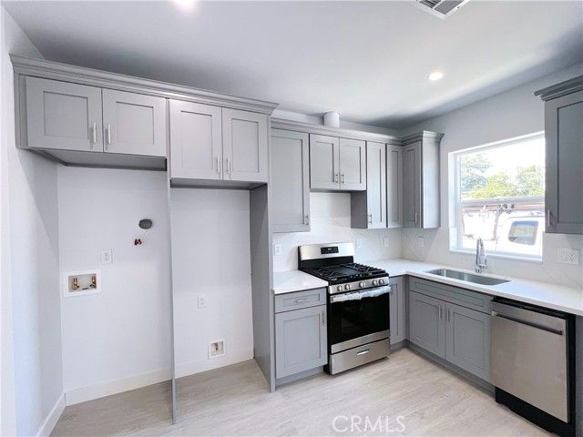 15826 hayland Street, La Puente, CA 91744