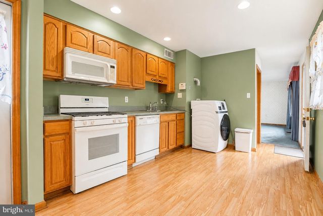 54 ANDY SNYDER BLVD, Deptford, NJ 08096