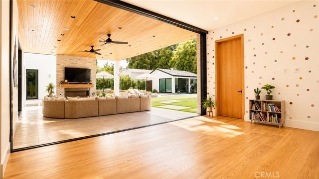 5050 Arundel, Woodland Hills, CA 91364