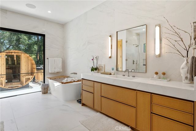 5050 Arundel, Woodland Hills, CA 91364