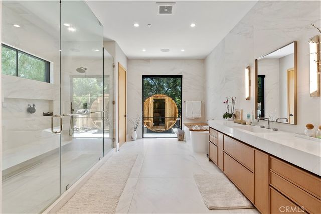 5050 Arundel, Woodland Hills, CA 91364