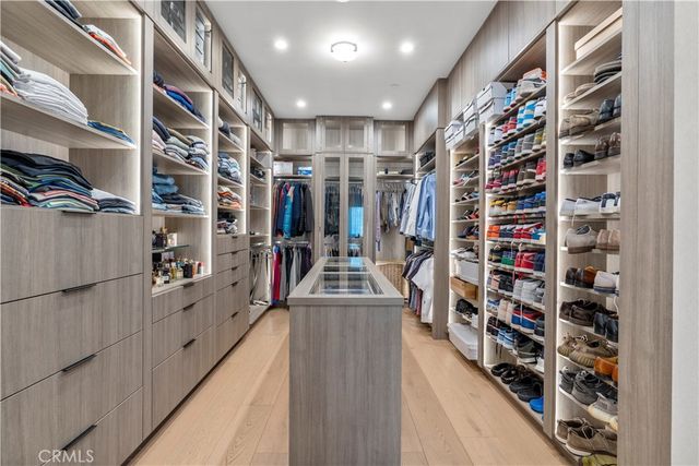 5050 Arundel, Woodland Hills, CA 91364