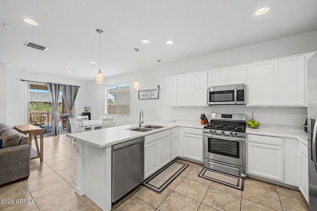 9012 W SOLANO Drive, Glendale, AZ 85305