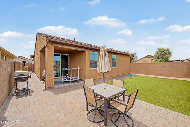 9012 W SOLANO Drive, Glendale, AZ 85305