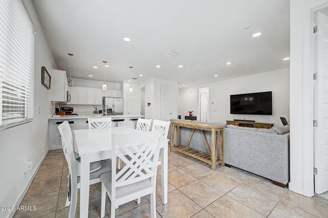 9012 W SOLANO Drive, Glendale, AZ 85305