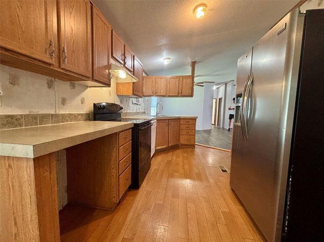 12733 Pecan Tree Court, Willis, TX 77318