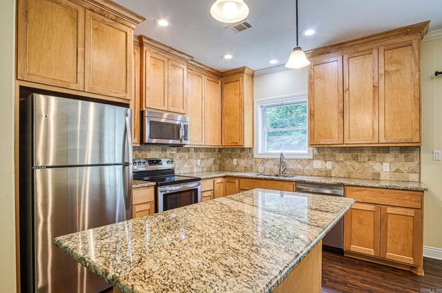 27 Sonora Way, Hot Springs Village, AR 71909