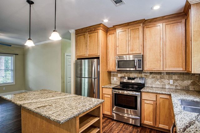 27 Sonora Way, Hot Springs Village, AR 71909