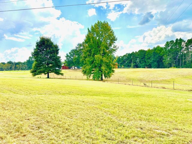 00 Beach Rd., Purvis, MS 39475