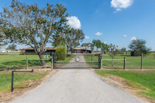 6340 Beard Road, Needville, TX 77461