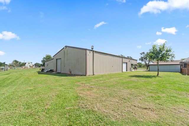 6340 Beard Road, Needville, TX 77461