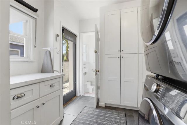 3921 Westside Avenue, Los Angeles, CA 90008