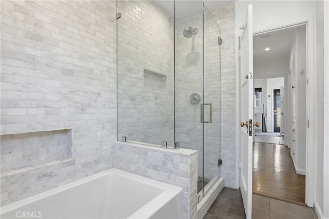 3921 Westside Avenue, Los Angeles, CA 90008
