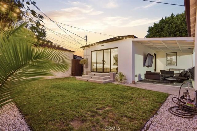 3921 Westside Avenue, Los Angeles, CA 90008