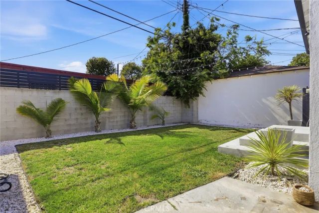 3921 Westside Avenue, Los Angeles, CA 90008