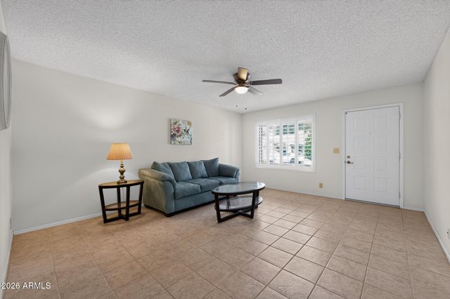 2064 S FARNSWORTH Drive 7, Mesa, AZ 85209