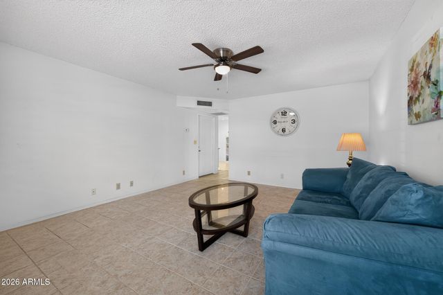 2064 S FARNSWORTH Drive 7, Mesa, AZ 85209